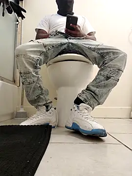 Annonymous607 online show from October 4, 9:57 pm