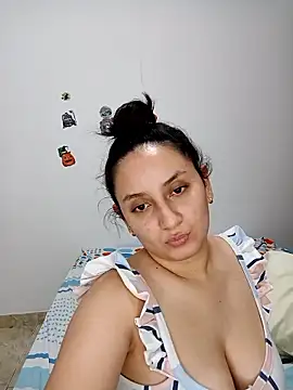 Snapshot of Angeelus2 chatting on January 18, 3:54 am Angeelus2 online show from January 18, 3:54 am