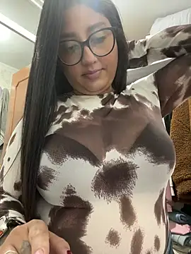 croftsmila online show from February 12, 10:49 pm