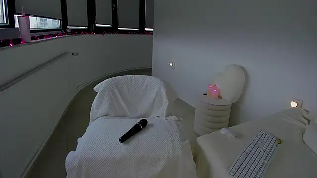 bellahot77 online show from March 28, 10:48 am