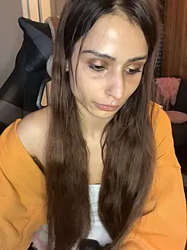 LaPetitechienne1 online show from January 26, 4:41 pm