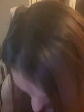 LaPetitechienne1 online show from February 7, 9:04 pm