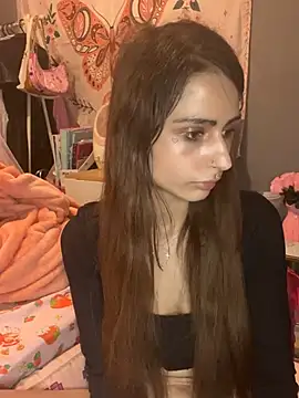 LaPetitechienne1 online show from February 20, 12:19 am