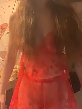 LaPetitechienne1 online show from March 3, 2:59 pm