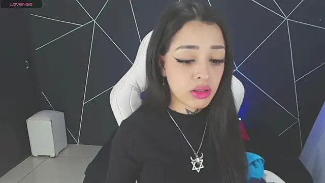 farichell online show from November 20, 9:03 pm