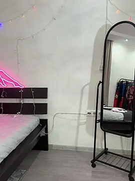 Snapshot of Milf_Tea chatting on December 29, 7:06 am Milf Tea online show from December 29, 7:06 am