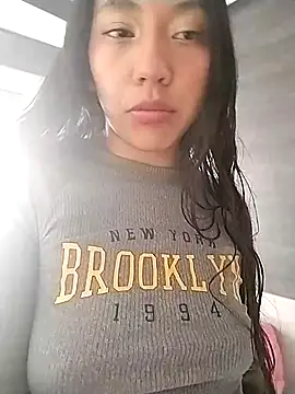 Umaru uwu online show from April 8, 8:31 pm