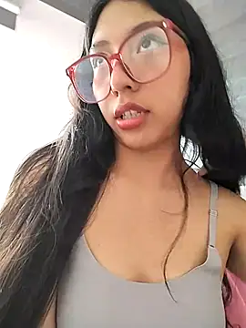 Umaru uwu online show from April 19, 9:06 pm