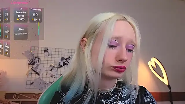 Katia Kim online show from March 4, 6:30 am