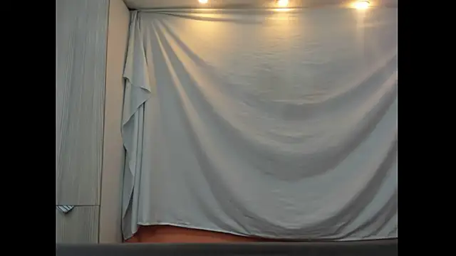 Mhelanny2 online show from January 10, 4:42 pm