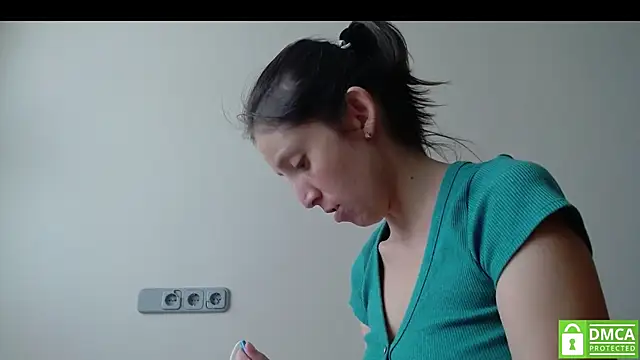 Sophi Cute online show from September 9, 12:37 pm