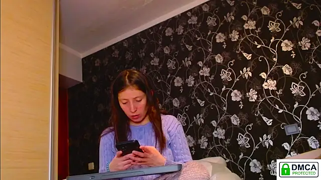 Sophi Cute online show from February 18, 2:35 pm