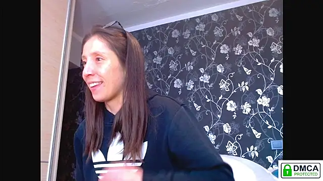 Sophi Cute online show from April 7, 12:16 pm