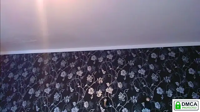 Snapshot of Sophi_Cute chatting on June 25, 11:15 am Sophi Cute online show from June 25, 11:15 am