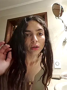 Snapshot of Sam_Sara chatting on February 8, 4:10 pm Sam Sara online show from February 8, 4:10 pm