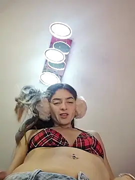 Snapshot of Sam_Sara chatting on February 16, 3:46 am Sam Sara online show from February 16, 3:46 am