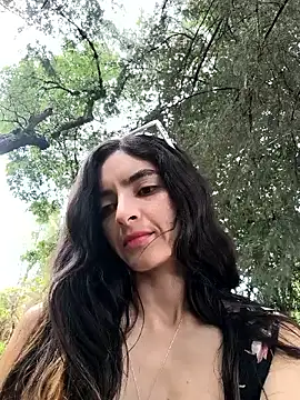 Snapshot of Sam_Sara chatting on February 21, 2:51 pm Sam Sara online show from February 21, 2:51 pm