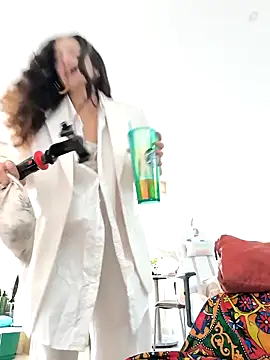 Snapshot of Sam_Sara chatting on March 22, 5:38 pm Sam Sara online show from March 22, 5:38 pm