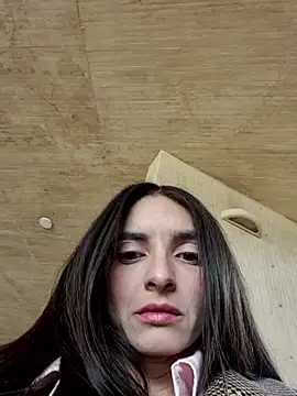 Snapshot of Sam_Sara chatting on April 1, 2:25 pm Sam Sara online show from April 1, 2:25 pm