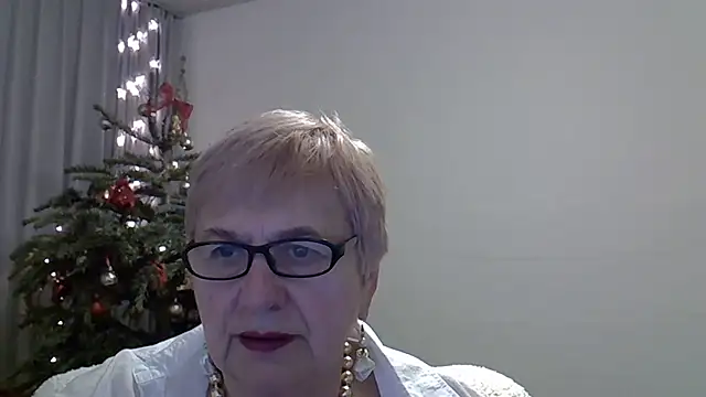 SweetCherry27 online show from January 6, 6:50 am