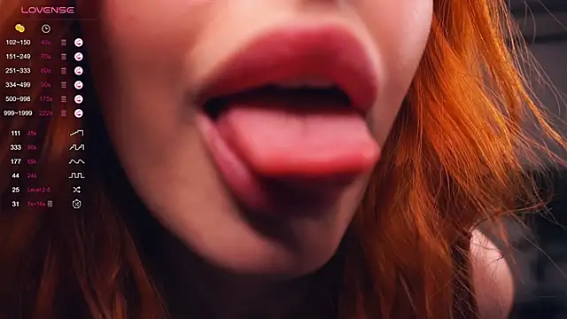 Snapshot of SofyBruno chatting on January 28, 5:22 am SofyBruno online show from January 28, 5:22 am