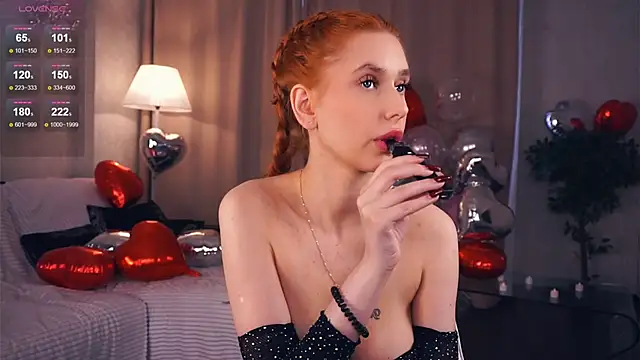 Snapshot of SofyBruno chatting on February 12, 11:40 am SofyBruno online show from February 12, 11:40 am