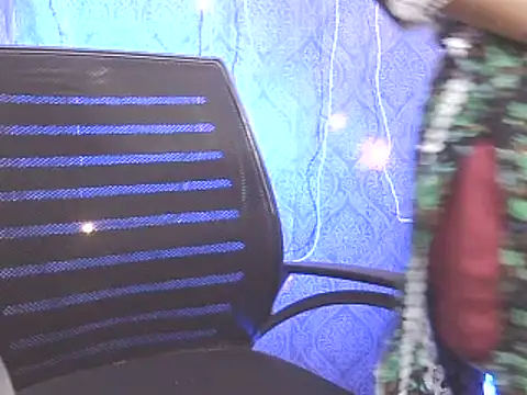 Snapshot of Supriya201 chatting on February 24, 1:10 pm Supriya201 online show from February 24, 1:10 pm