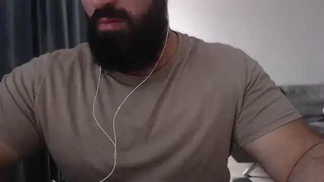 hugemachohandsome online show from November 10, 11:31 am