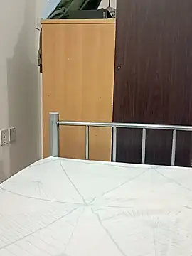 Snapshot of Bigcockyouwant chatting on January 13, 2:21 pm Bigcockyouwant online show from January 13, 2:21 pm