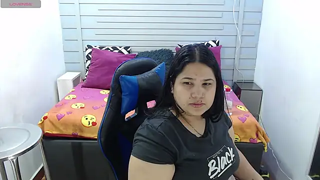 evelin zaens online show from February 8, 3:52 am