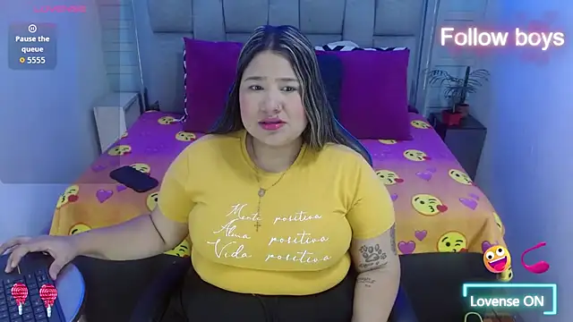 evelin zaens online show from October 30, 4:14 am