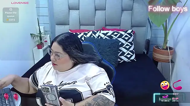evelin zaens online show from May 4, 5:36 am