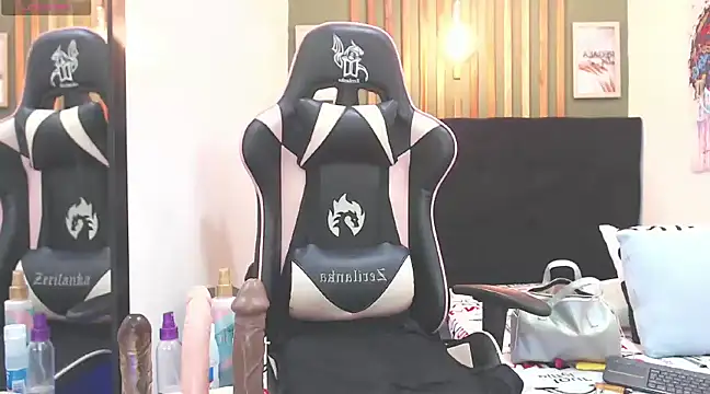 RebeccaSexx online show from February 11, 10:07 pm