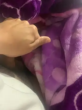 Snapshot of Son_fuck chatting on March 13, 12:16 am Son fuck online show from March 13, 12:16 am