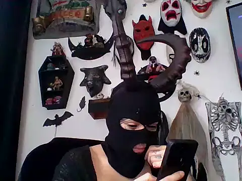 FeticheMacabre online show from February 26, 1:32 pm