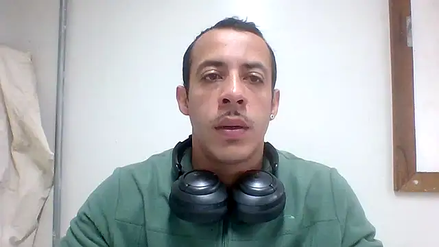 MachoScorpionCaralho online show from June 3, 1:36 pm