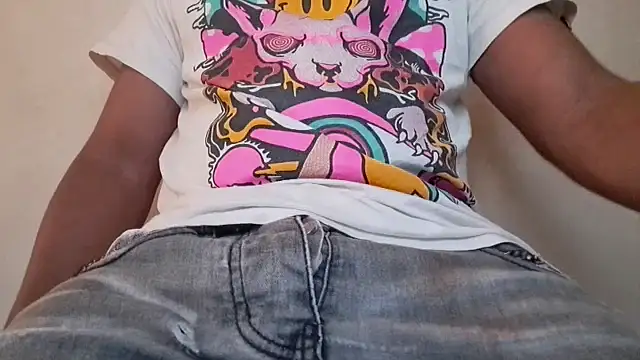 Snapshot of royblackbigpvt chatting on October 22, 5:34 pm royblackbigpvt online show from October 22, 5:34 pm