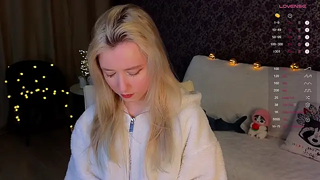 Snapshot of Arveni chatting on January 20, 6:32 pm Arveni online show from January 20, 6:32 pm