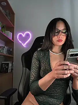 Naughty-Jessie online show from March 5, 9:44 pm