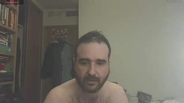 curiosillo83 online show from February 21, 9:11 pm