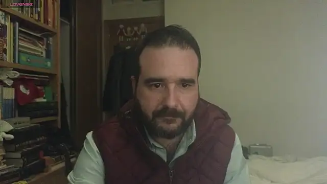 curiosillo83 online show from March 6, 3:24 am