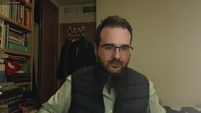 curiosillo83 online show from March 10, 10:24 pm