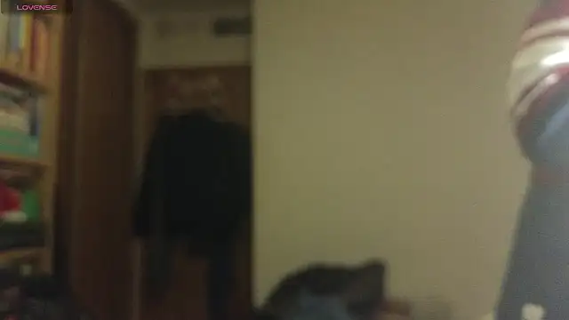 curiosillo83 online show from March 14, 3:03 pm