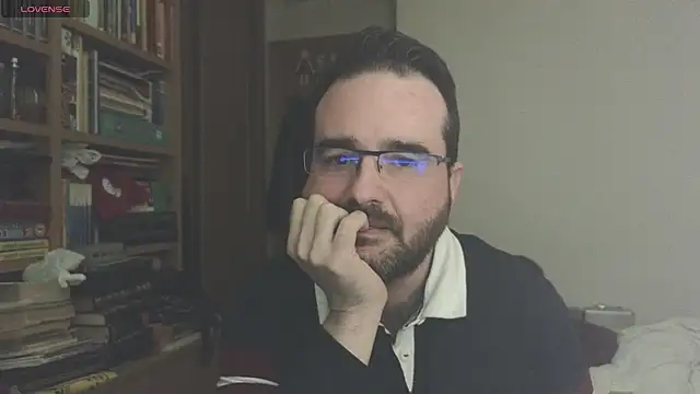 curiosillo83 online show from March 15, 5:04 pm