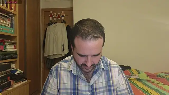 curiosillo83 online show from September 30, 2:22 pm