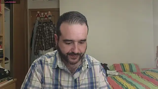 curiosillo83 online show from October 8, 9:56 pm