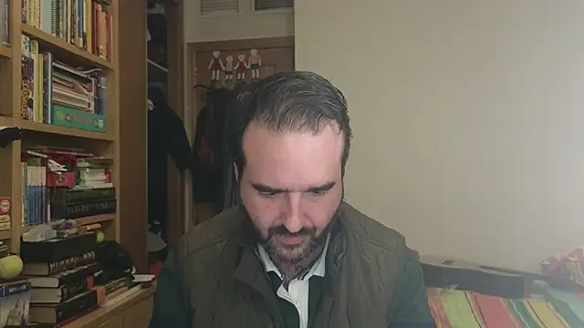 curiosillo83 online show from December 19, 6:59 pm