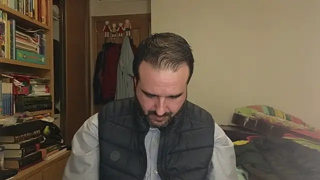 curiosillo83 online show from February 4, 6:36 pm