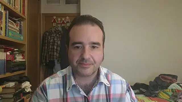 curiosillo83 online show from May 14, 3:41 pm