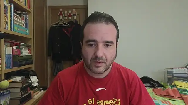 curiosillo83 online show from May 19, 1:56 am